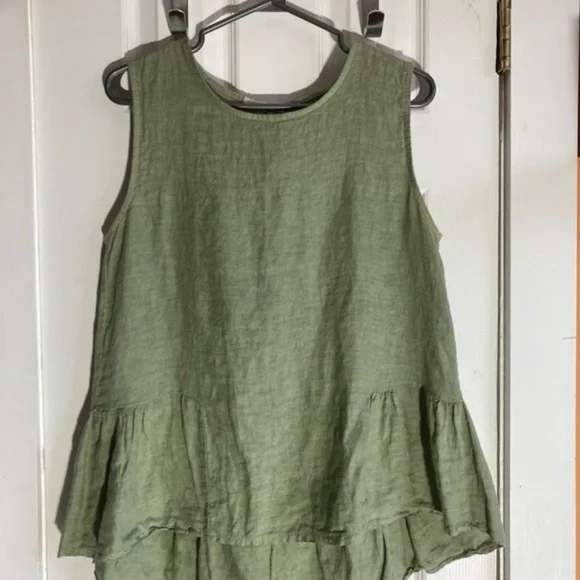 Francesca Bettini 100% Linen sleeveles top/ Green. Size small - Picture 3 of 9